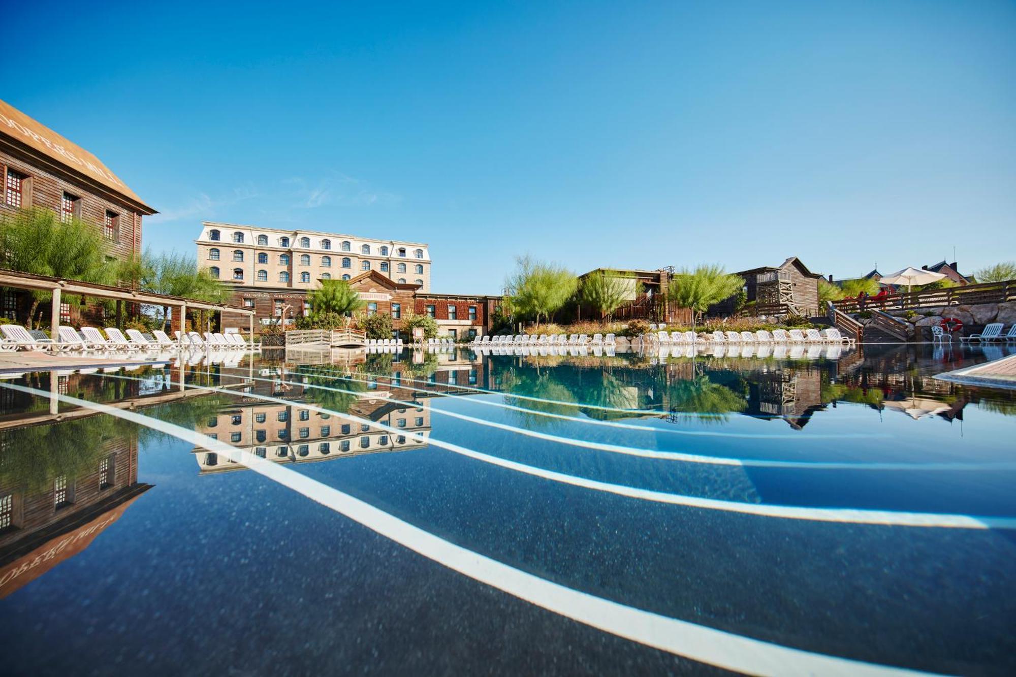 PortAventura Hotel Gold River: Theme Park Access Included Salou Exterior photo